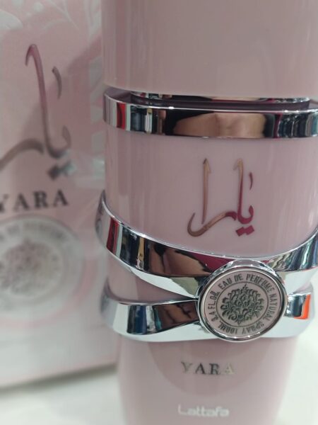 عطر يارا